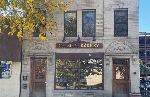 1049 Main Street photos photos