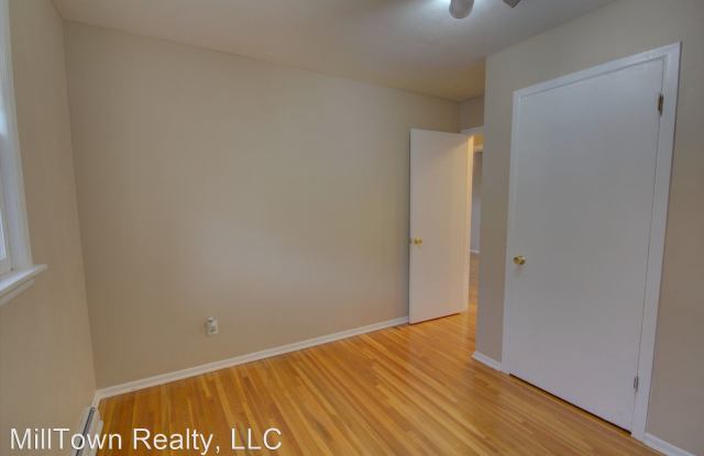 1823 Cody St. Gallery 3