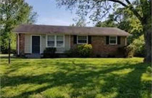 108 Robinhood Circle - 108 Robinhood Circle, Hendersonville, TN 37075
