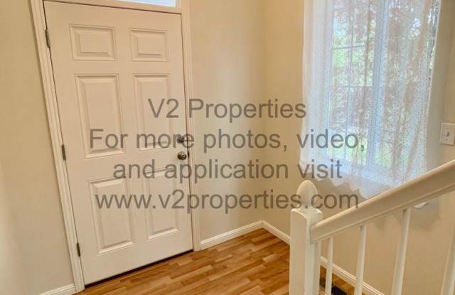 1933 SE Williams Dr Gallery 4