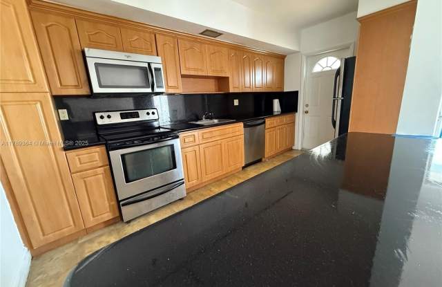1316 NE 105th St photos photos