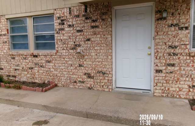 Very nice all electric condo home located in the Crossland area! Gallery 1