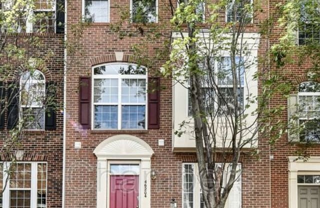 46204 Walpole Ter - 46204 Walpole Terrace, Cascades, VA 20165