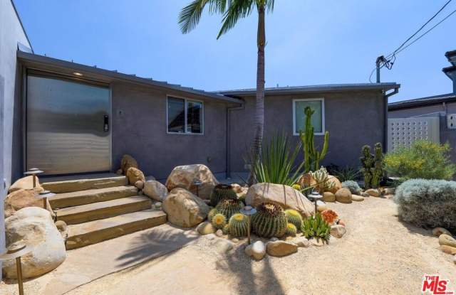 11001 Wrightwood Pl Gallery 4