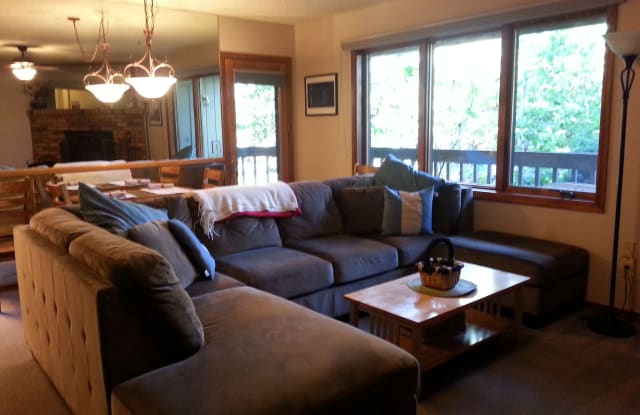 2831 N Walnut Hills Dr Unit 14 - 2831 North Walnut Hills Drive, Flagstaff, AZ 86004