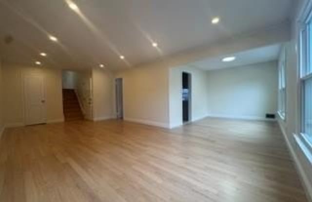 215-40 23rd Road Gallery 4