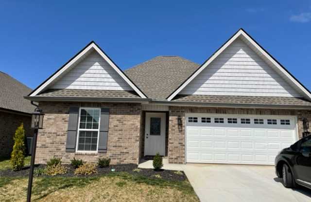 Maryville 37801 - 3 bedroom, 2 bath - call Ed Johnson 865-924-5045 photos photos