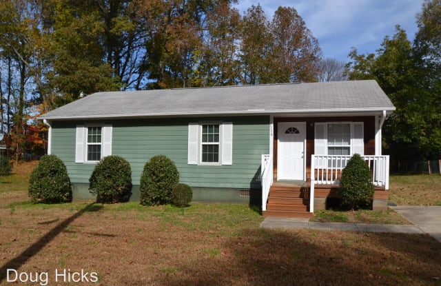 9336 Smith Dr - 9336 Smith Drive, Charlotte, NC 28214