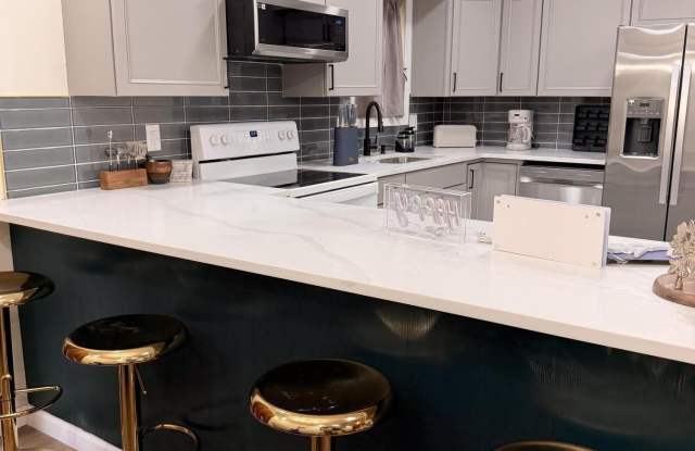 7369 Ventnor Drive Gallery 1