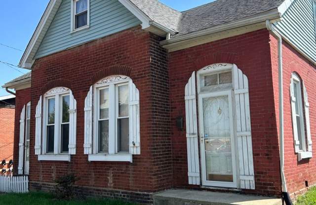 14 W J Street - 14 West J Street, Belleville, IL 62226