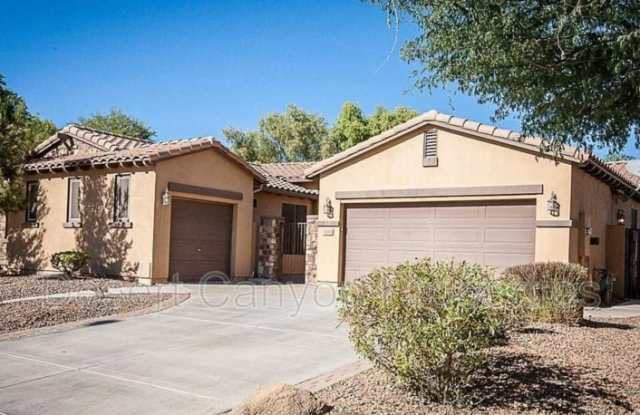 3010 E Horseshoe Dr - 3010 East Horseshoe Drive, Chandler, AZ 85249