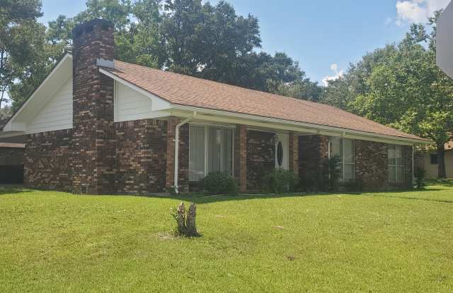 303 Sunny Drive Gallery 1