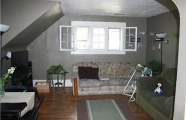 1407 15th - 2 photos photos