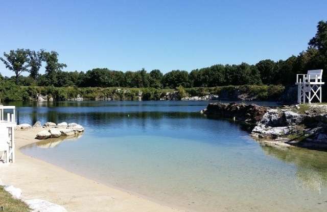 100 Heritage Ln photos photos