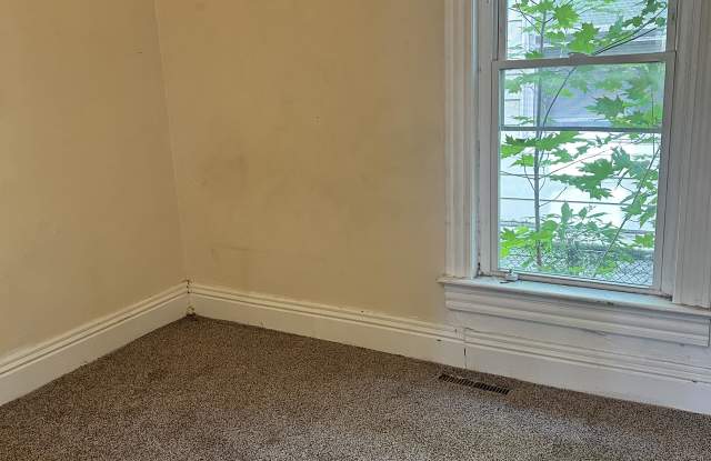 1162 East 25th Street - 1 Gallery 2