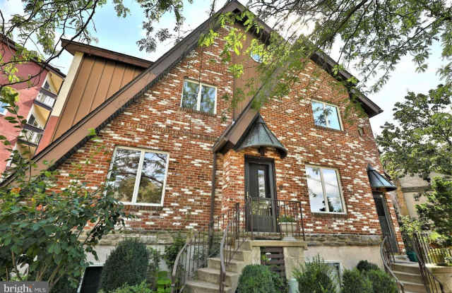 8 REX Avenue unit: 11 photos photos