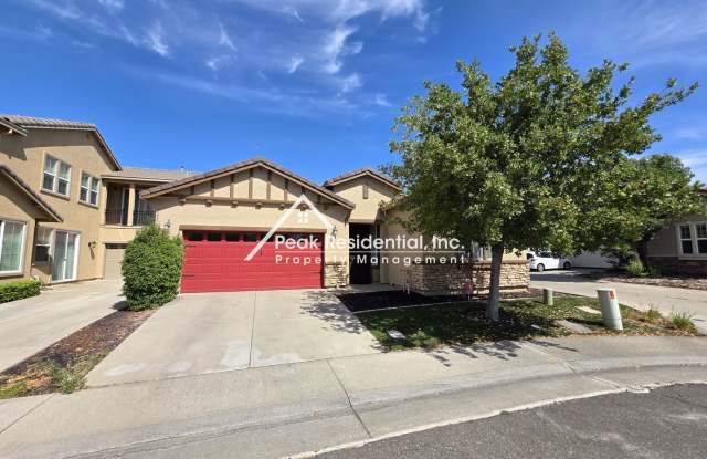 Beautiful Rancho Cordova 3bd/2ba Home with 2 Car Garage! - 3484 Nouveau Way, Rancho Cordova, CA 95670