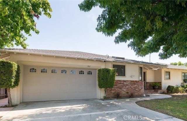 707 Alvarado Street - 707 Alvarado Street, Redlands, CA 92373