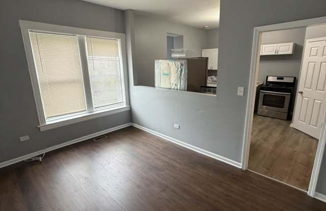 6444 South Eberhart Avenue - 1 Gallery 2