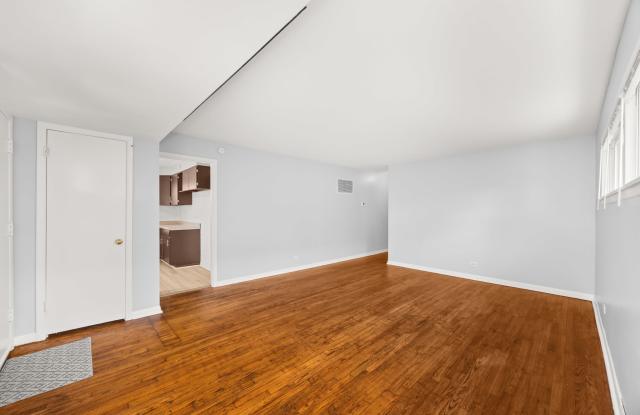 17141 Highland Avenue Gallery 3