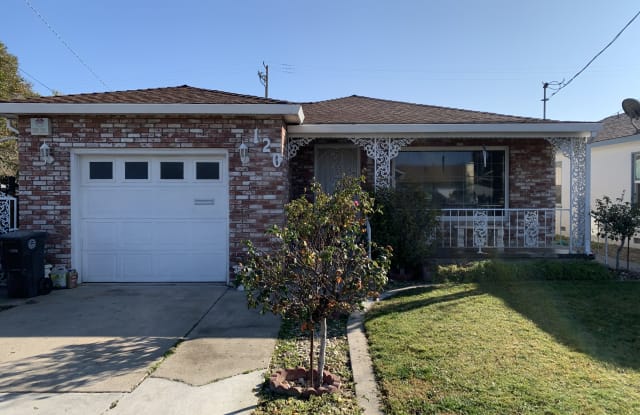 120 S Washington Ave - 120 South Washington Avenue, Manteca, CA 95336