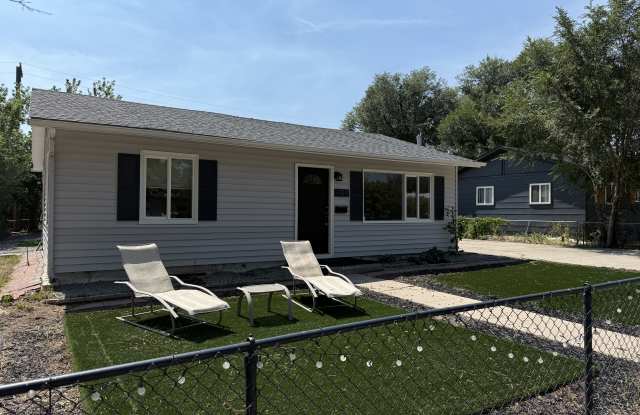 1137 Pando Ave photos photos
