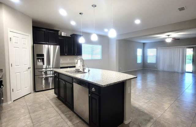 25925 W TONTO Lane Gallery 3