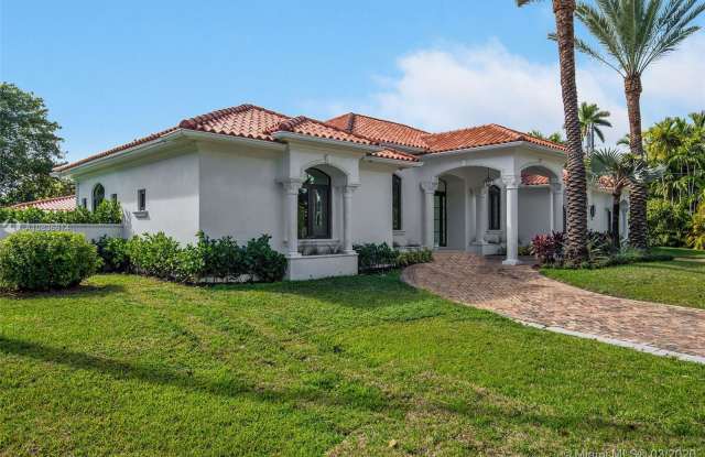 280 N Hibiscus Gallery 3