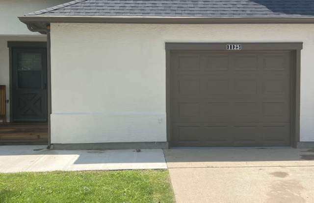 1125 Dakota Drive Gallery 2