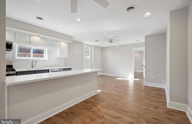 268 S 46TH STREET - 268 South 46th Street, Philadelphia, PA 19139