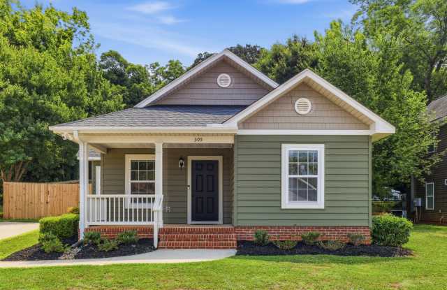 3 Bedroom Minutes From Downtown Greenville photos photos