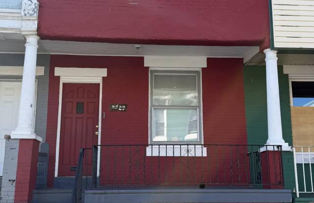 2828 West Clementine Street photos photos