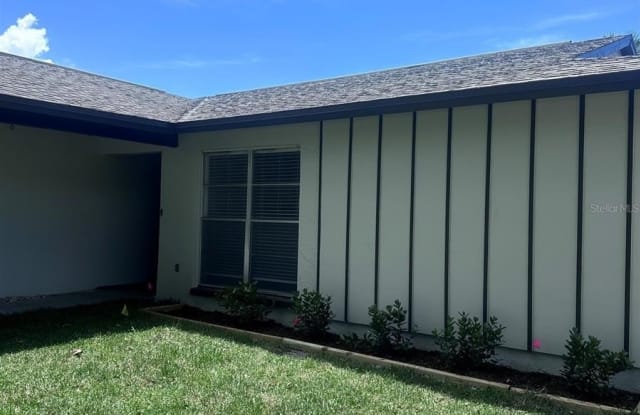 2380 TIMBERCREST Circle W Gallery 3