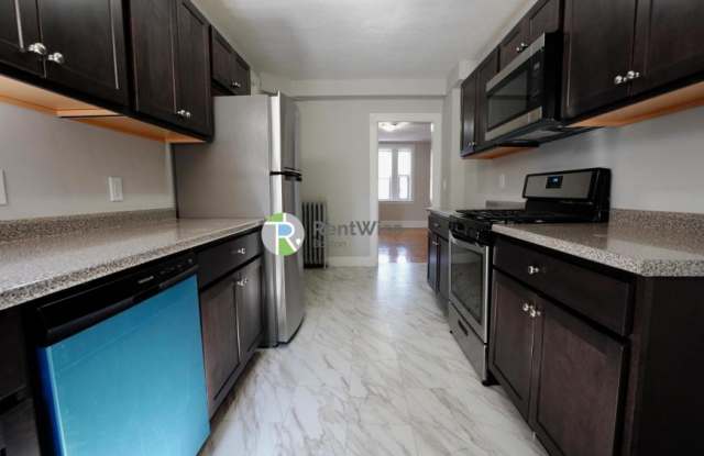 142 Davis Ave. - 142 Davis Avenue, Brookline, MA 02445 142 Davis Ave. - 142 Davis Avenue, Brookline, MA 02445