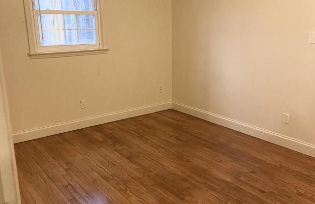 2756 Millbrook Rd photos photos