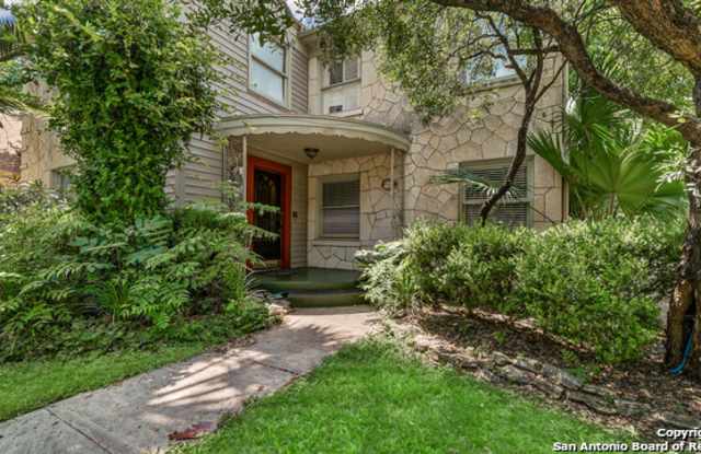 410 W Lynwood Ave - 410 West Lynwood Avenue, San Antonio, TX 78212