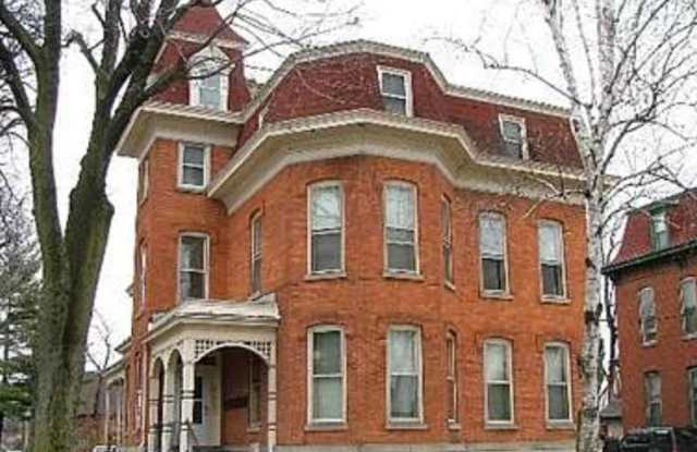 17 East Elm Avenue - 2 photos photos