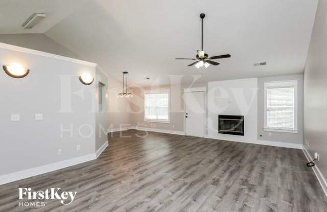 6247 Highgrove Drive Gallery 4