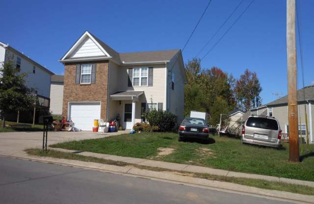 Nice three bedroom 2 1/2 bath with Garage on level lot in Laverne Tennessee Gallery 4