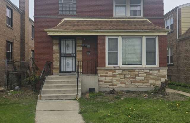 8851 S Blackstone Avenue photos photos