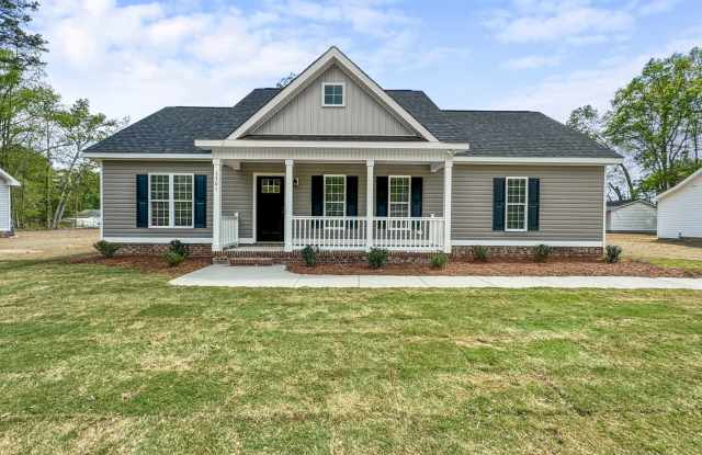 Introducing Your Dream Home in Nash County's Tar River Reservoir Area! Lawn Care Included! photos photos