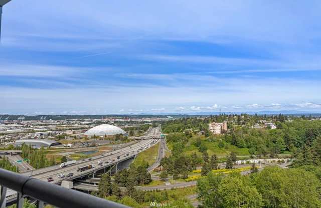 Stunning 11th-Floor Condo with Breathtaking Views | Secure Building & Central AC photos photos Stunning 11th-Floor Condo with Breathtaking Views | Secure Building & Central AC photos photos