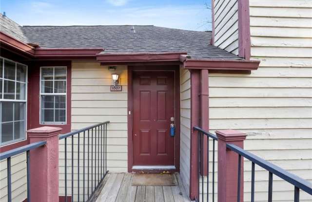 1007 Sandy Lane Drive Gallery 2