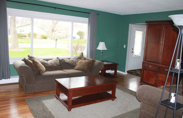 2409 Hayes Court Gallery 3