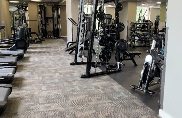 805 Gorge Road 805 - 805 Gorge Road, Cliffside Park, NJ 07010