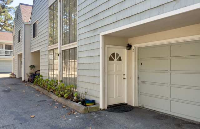 Spacious 2-Bedroom Pacific Grove Condo with Fireplace & Private Deck Gallery 1
