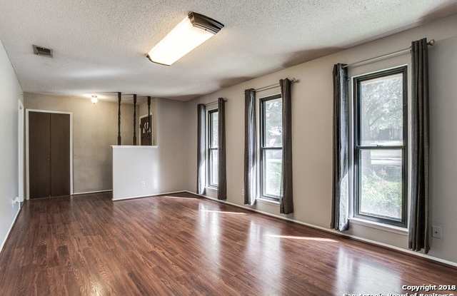 3207 ONEIDA DR Gallery 4