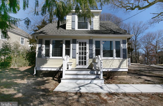 412 W OCEAN HEIGHTS AVENUE - 412 West Ocean Heights Avenue, Linwood, NJ 08221