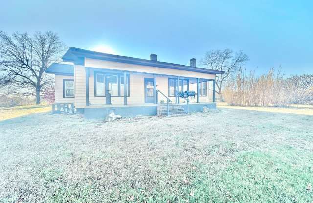 243 LOVE STREET photos photos