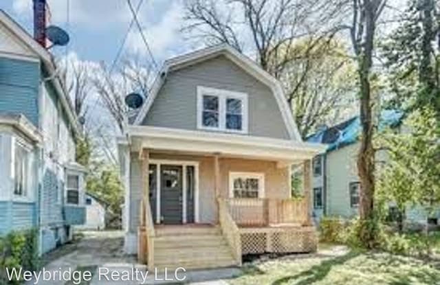 1873 Kinney Ave - 1873 Kinney Avenue, Cincinnati, OH 45207